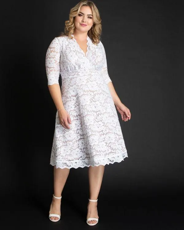 1950s Vintage Lace Wedding Dress in Ivory