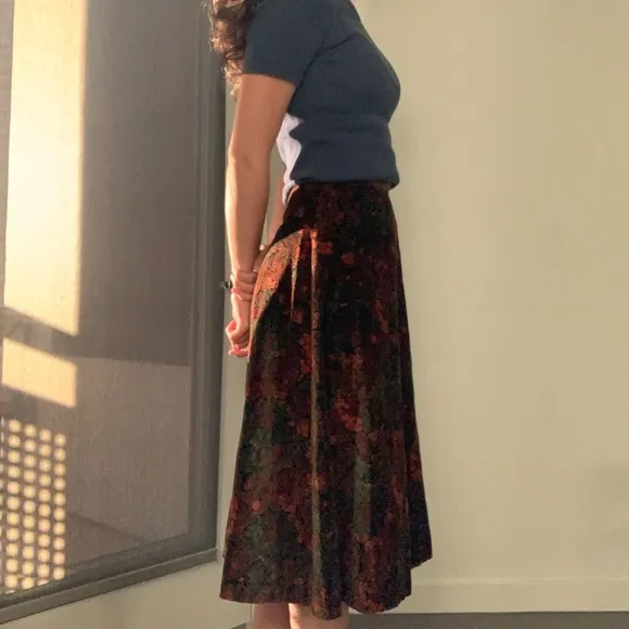 1960s Dereta Vintage Midi Skirt