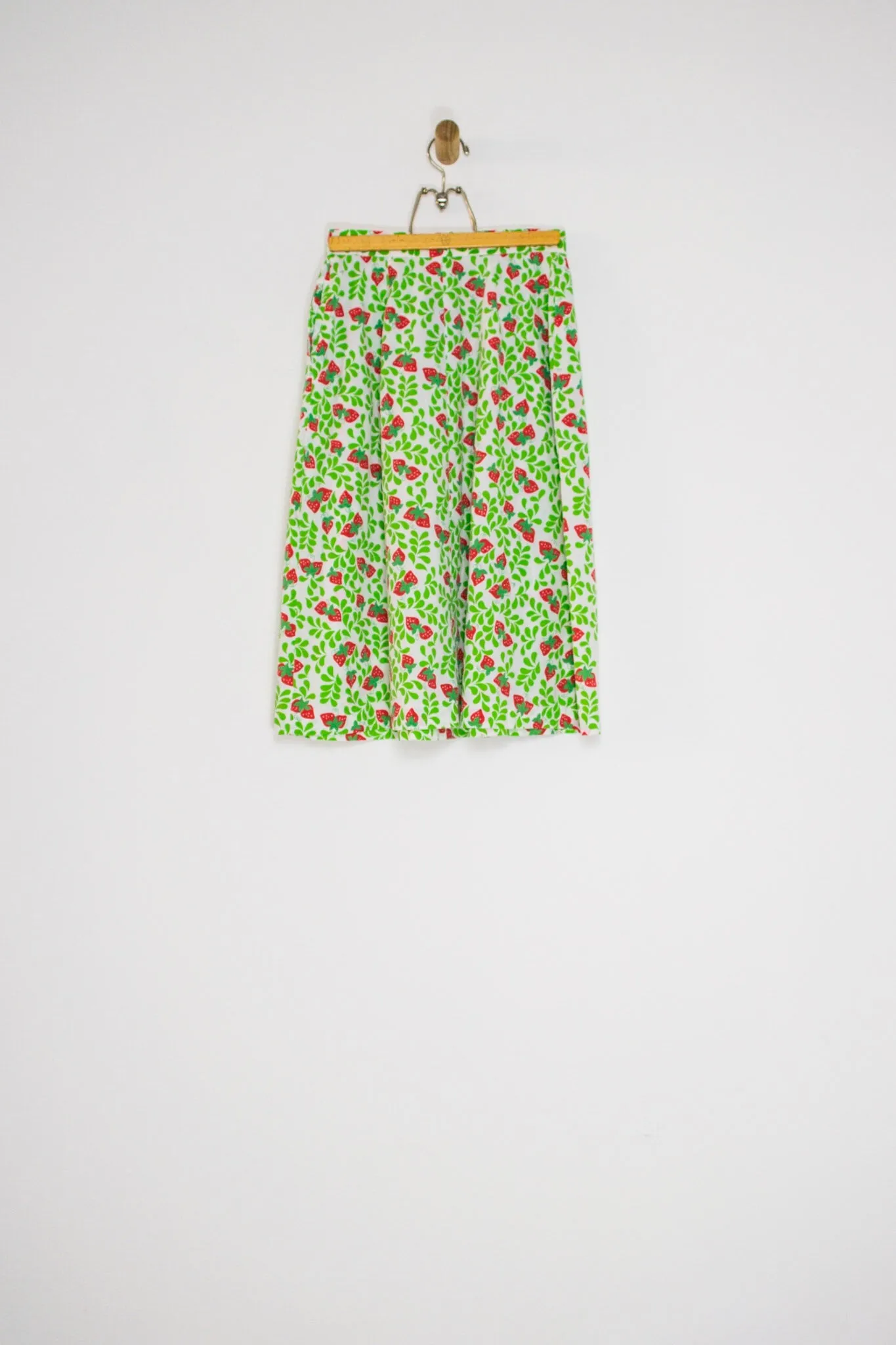 60’s STRAWBERRY SKIRT / 26