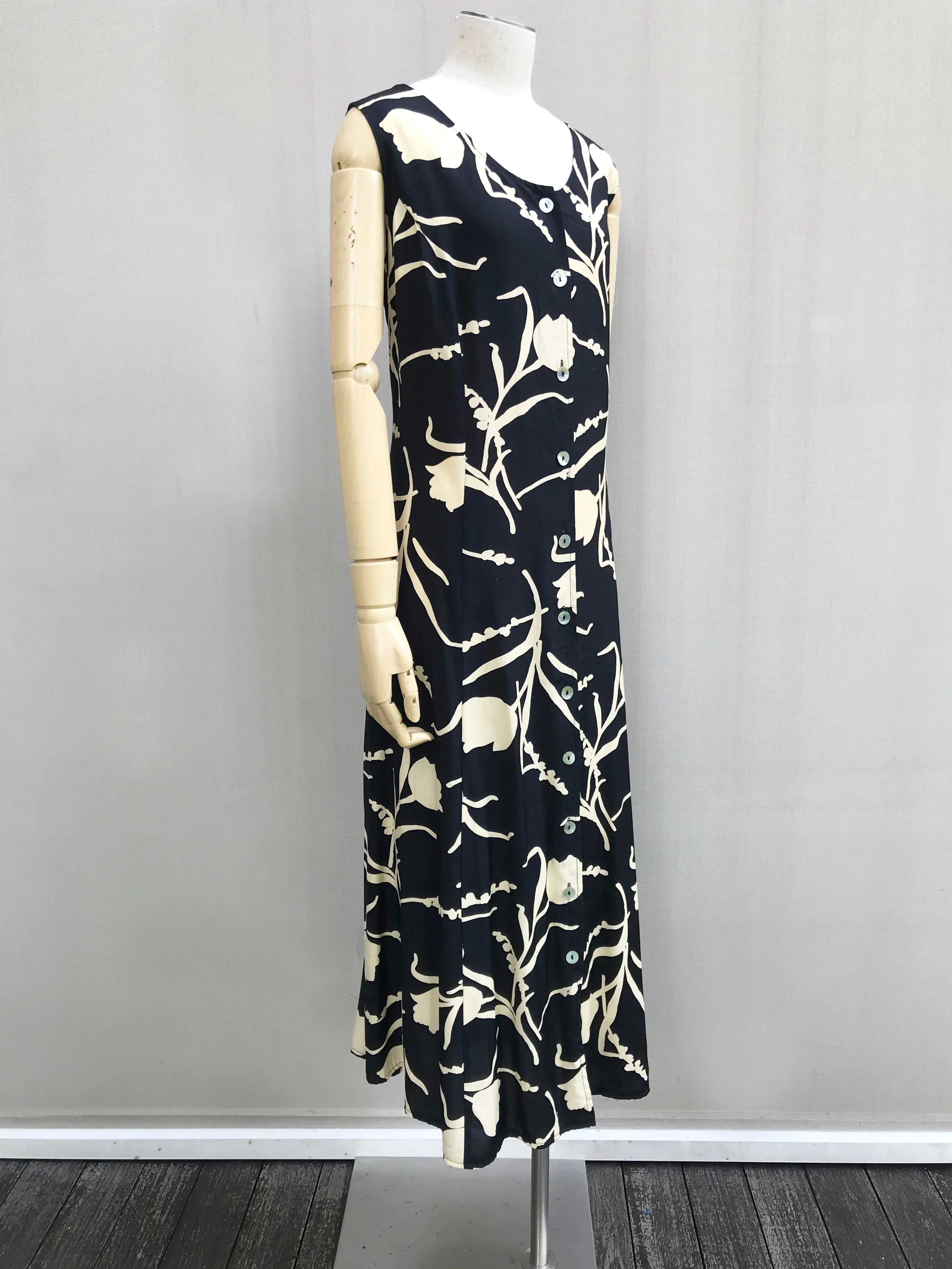 80s Black & Cream Floral Tea Dress