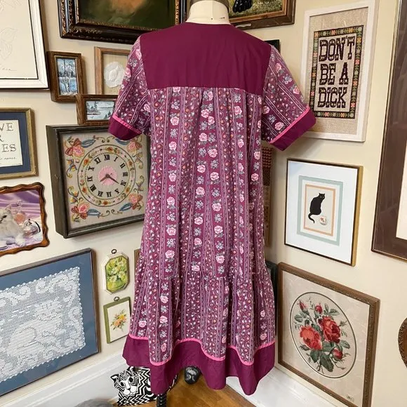 80s Vintage RM Dark Red and Pink Floral Short Sleeve Ruffle Hem Midi MuuMuu 2X