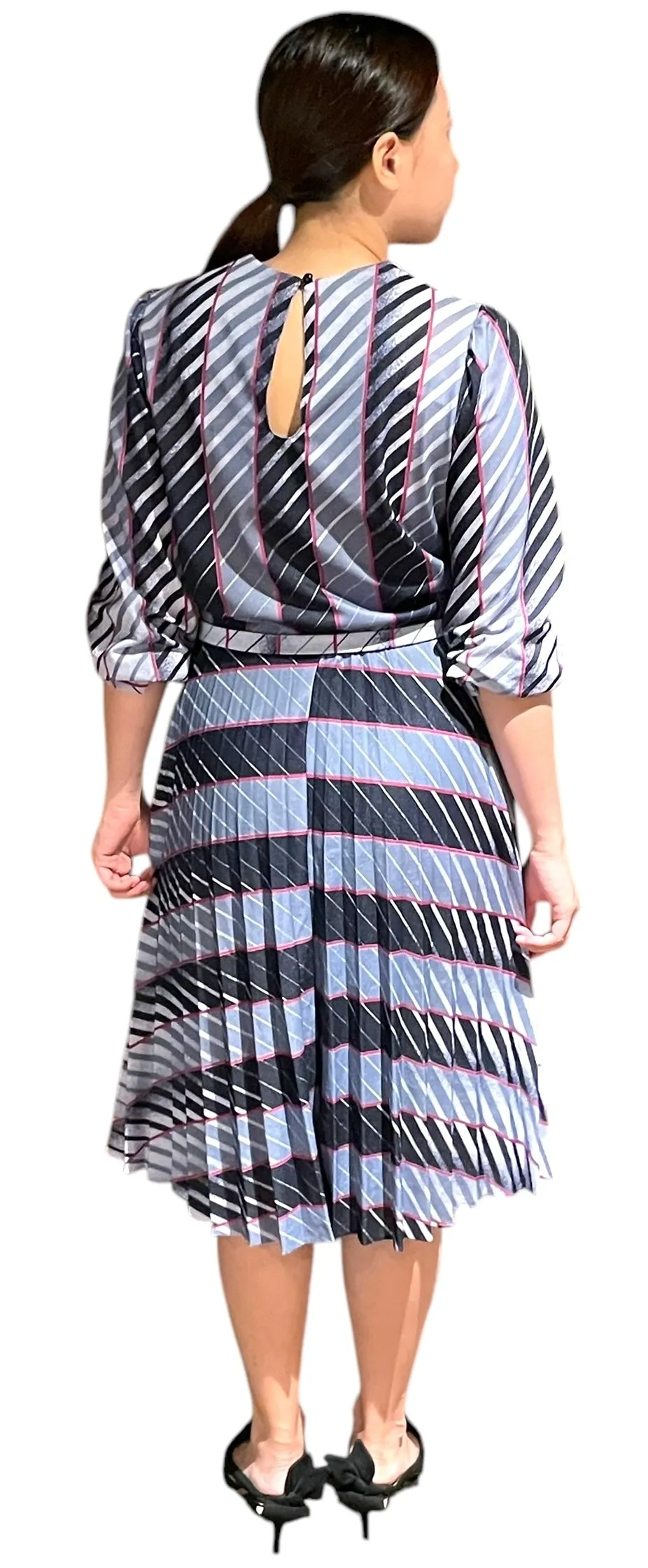 Abstract Ash - Vintage Grey Pleated Striped 3/4 Sleeve Dress
