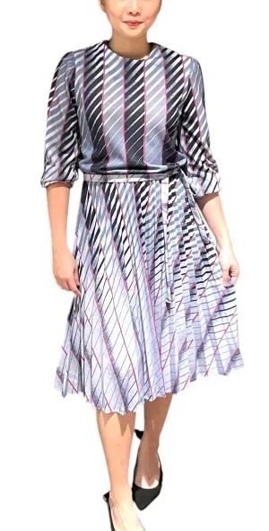 Abstract Ash - Vintage Grey Pleated Striped 3/4 Sleeve Dress