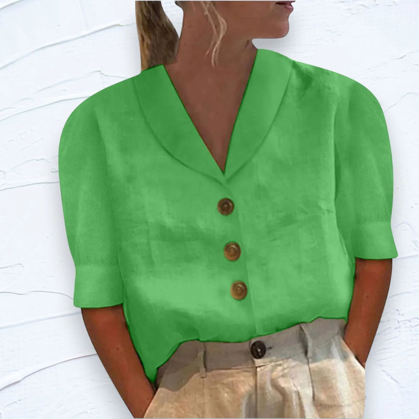 Amy - Top With Collar And Buttons