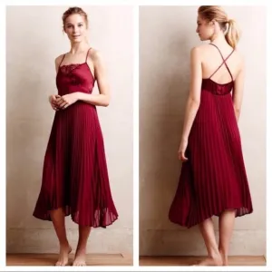 Anthropologie Eloise Pleated Midi Chemise Slip Dress Red Wine Berry Size Small