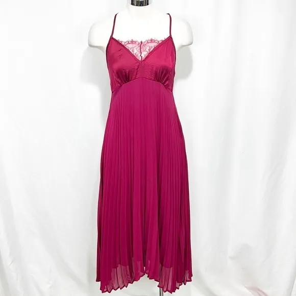 Anthropologie Eloise Pleated Midi Chemise Slip Dress Red Wine Berry Size Small