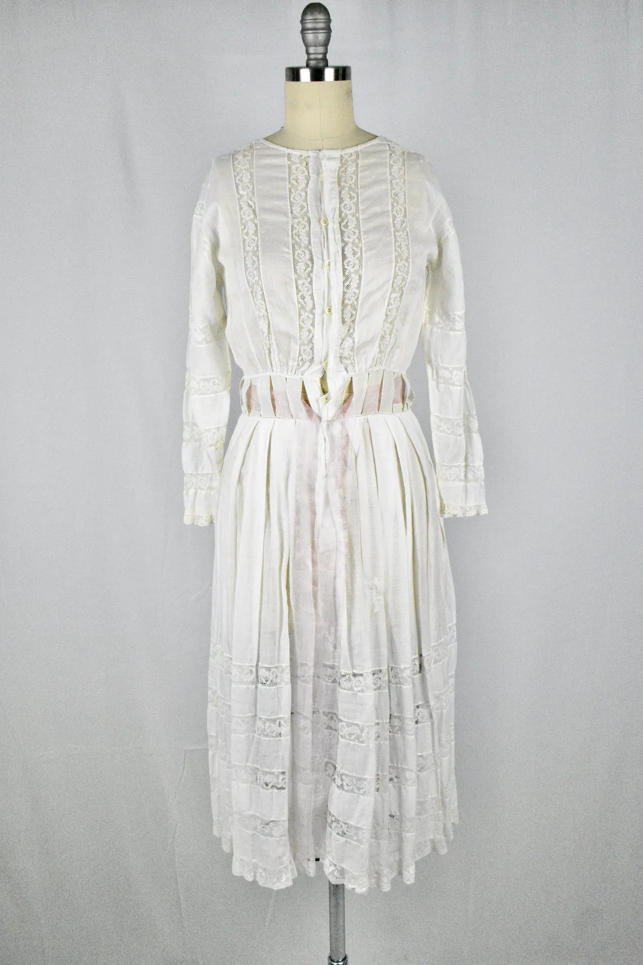 Antique Victorian 1900s White Lace Embroidered Tea Dress