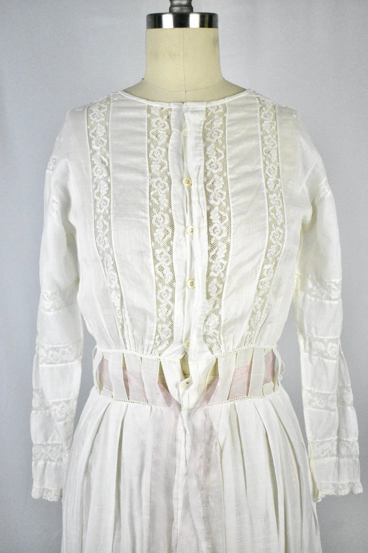 Antique Victorian 1900s White Lace Embroidered Tea Dress