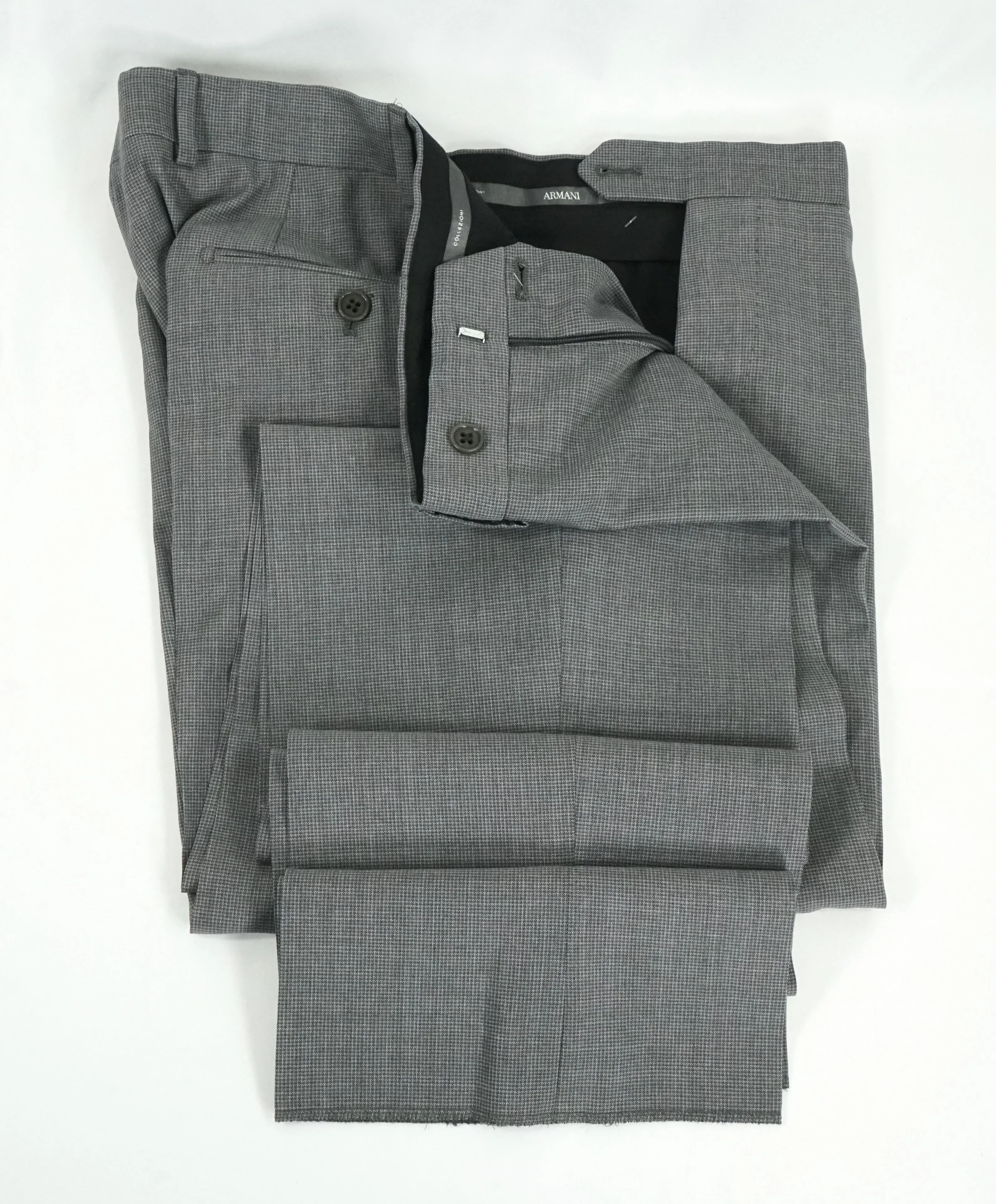 ARMANI COLLEZIONI - “G Line” Gray Micro Check Plaid Notch Lapel Suit - 40R