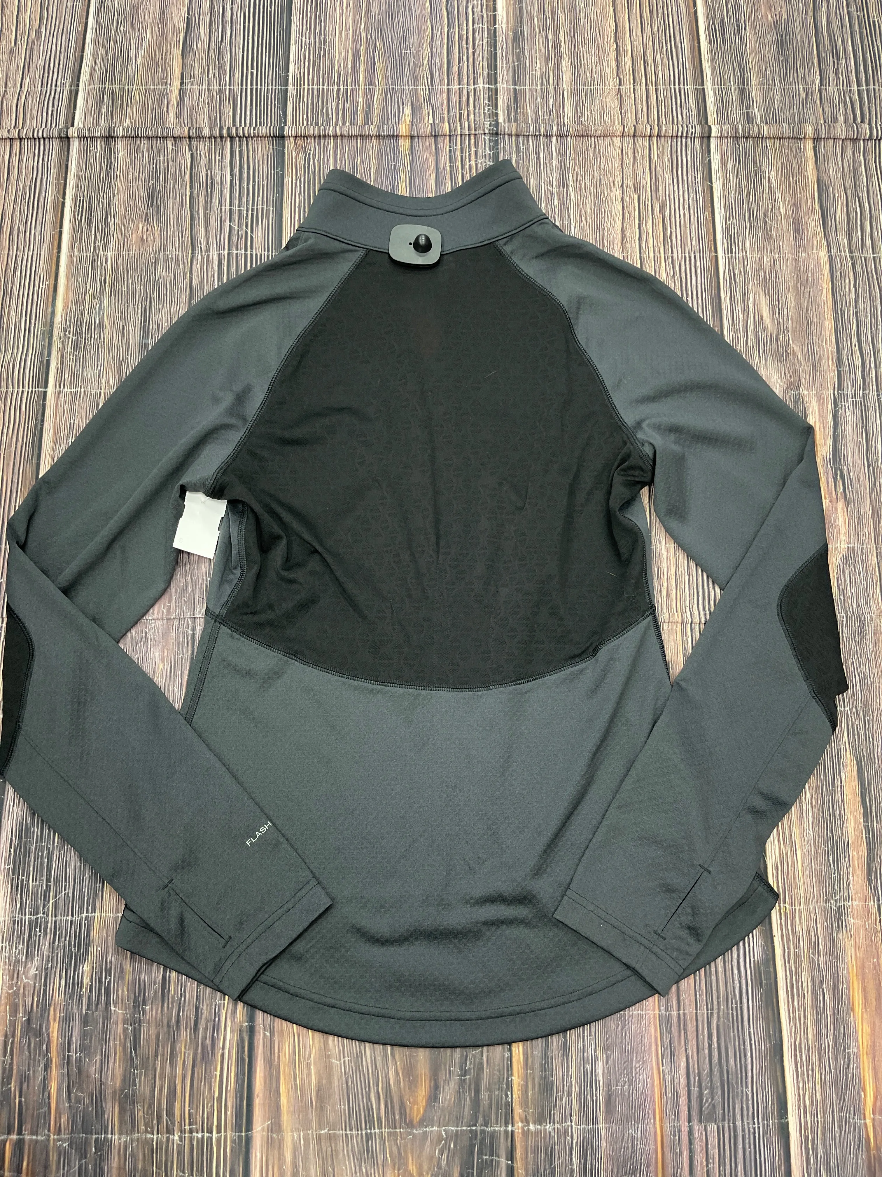 Athletic Top Long Sleeve Collar By The North Face In Grey, Size: M
