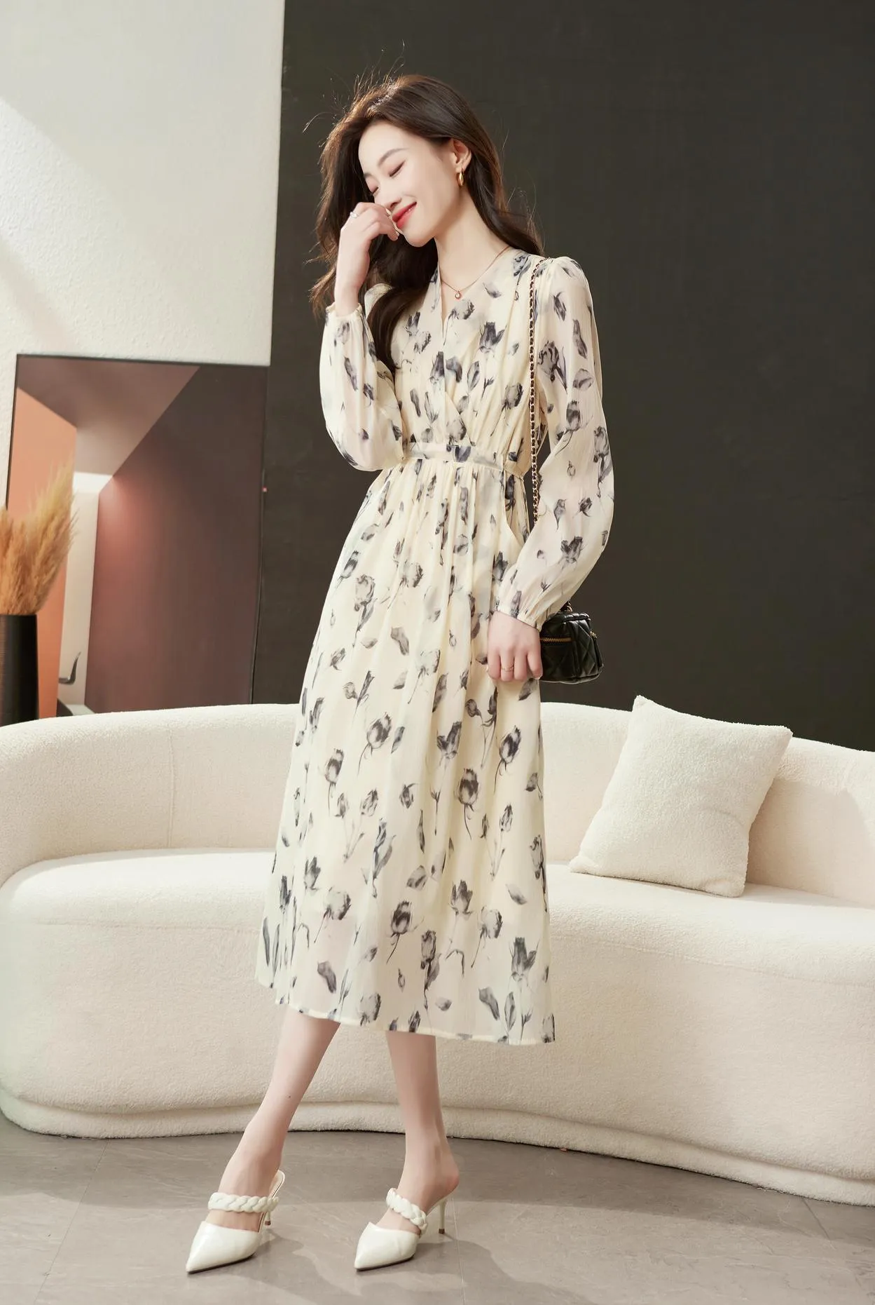 Belted-Waisted V-Neck Maxi Tea Dress with Floral Print for Women