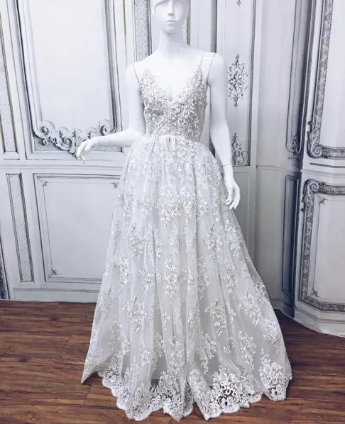Champagne Wedding Gowns Lace Appliques A Line Spaghetti Straps Backless Bohemian Bridal Gown