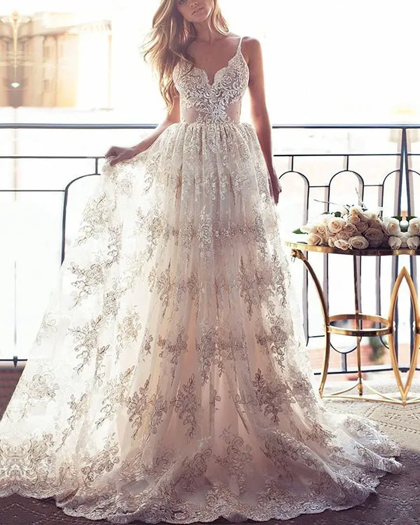Champagne Wedding Gowns Lace Appliques A Line Spaghetti Straps Backless Bohemian Bridal Gown