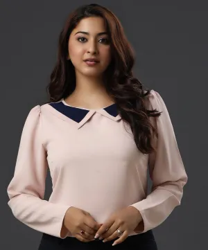 Contrast Collar Detailed Top