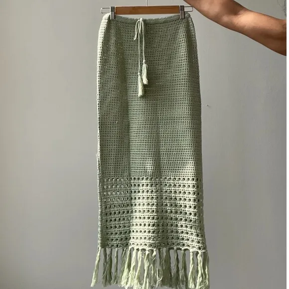 cotton crochet fringe midi skirt in sage