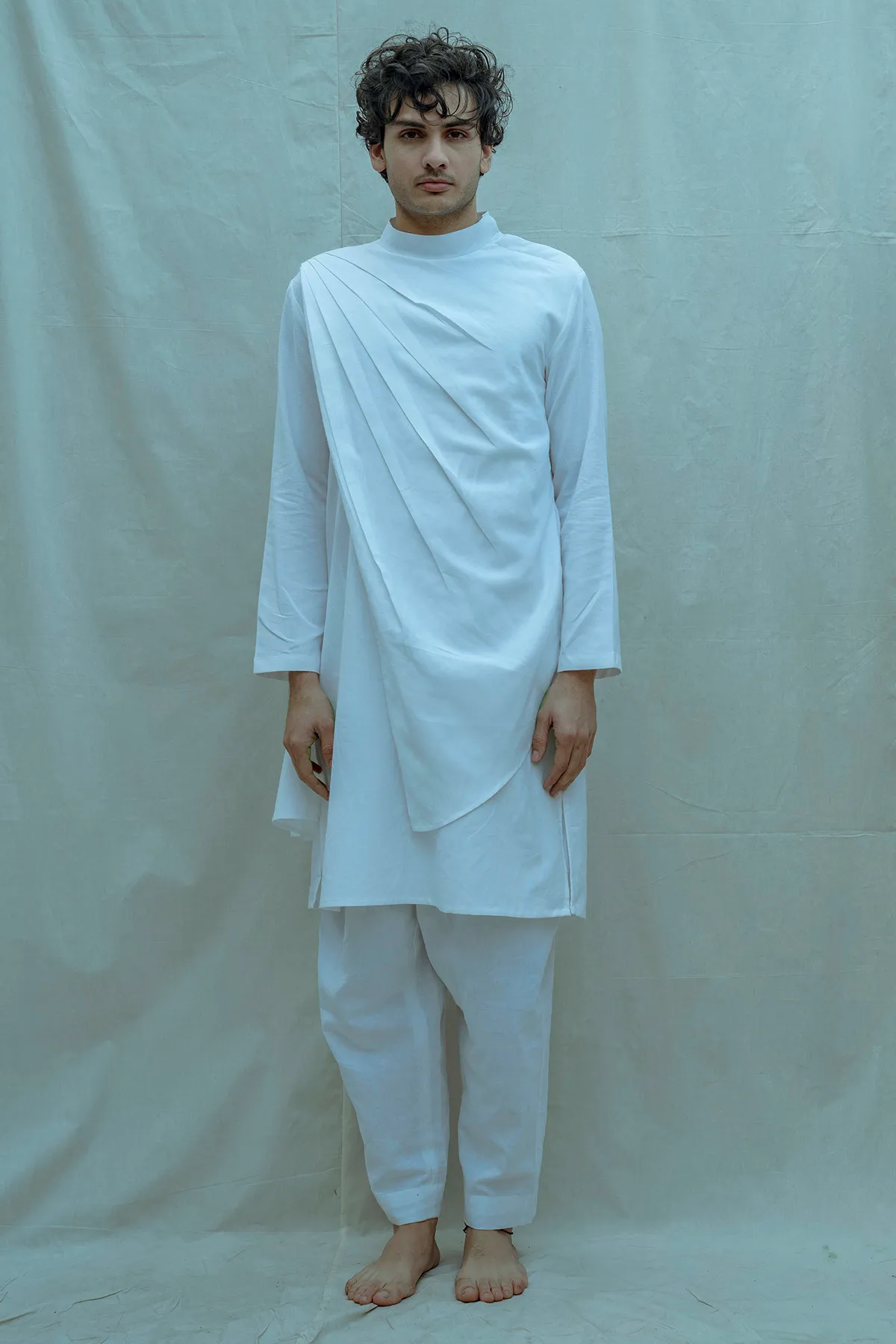 Cotton X Linen White Back Pleated Kurta