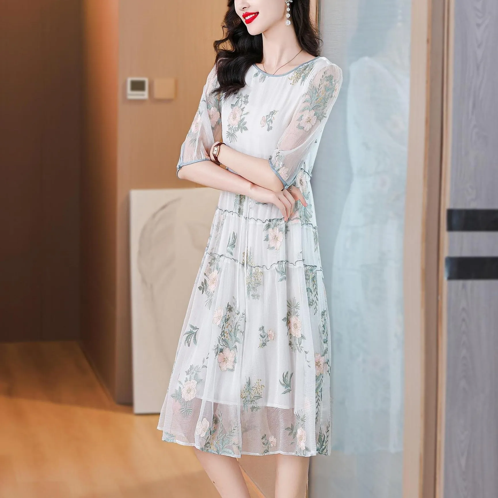Dreamy Mesh and Floral Print Women's Tea Dress for All Occasions