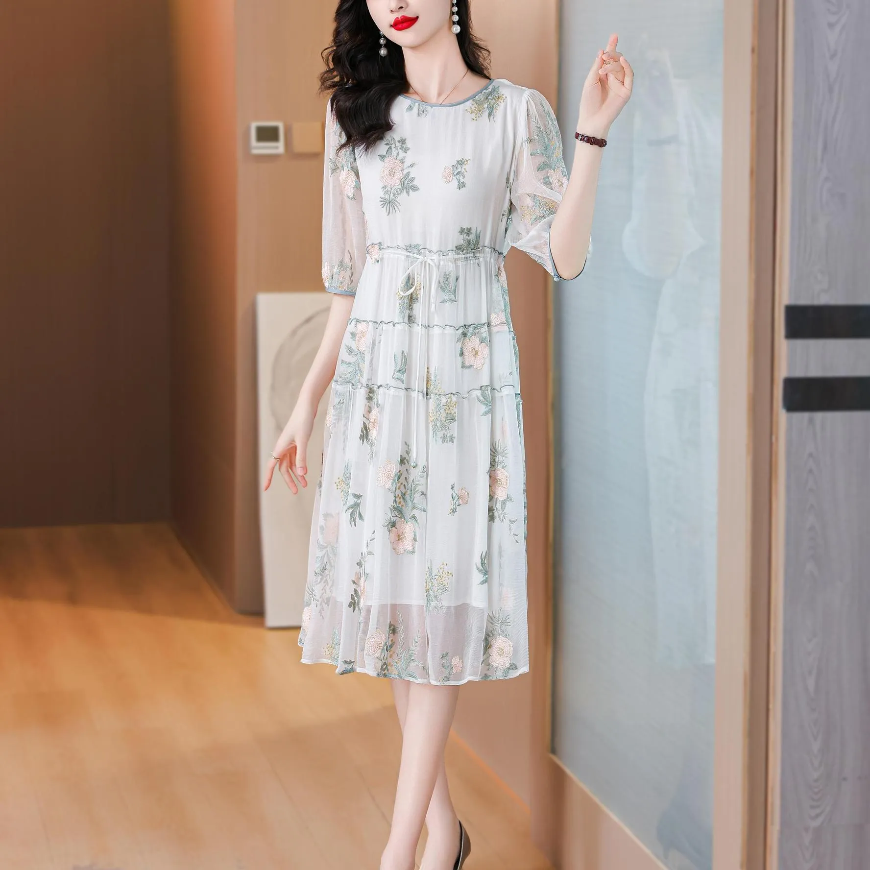 Dreamy Mesh and Floral Print Women's Tea Dress for All Occasions