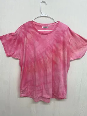 EXTRA LARGE Queen of Hearts Tee