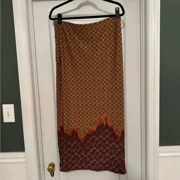 Free People Sarong It Feels Right - Size L