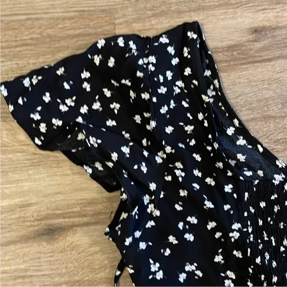 Garage Black &amp; White Floral Mini Skirt Set with Ruffle Hem &amp; Adjustable Ruching