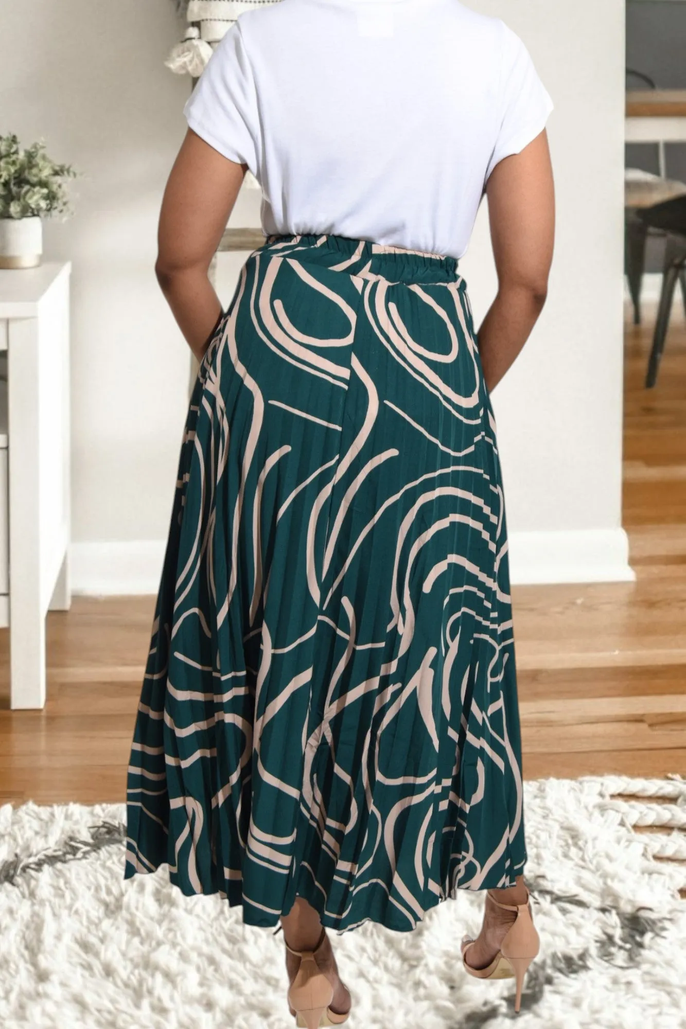 Green Long Pocket Pleated Skirt