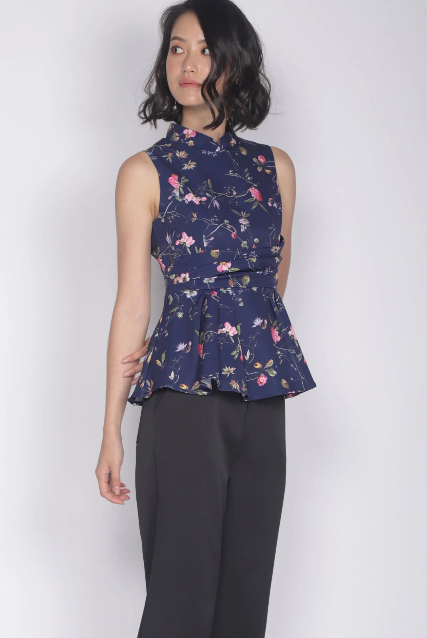 Haldis Removable Oriental Collar Top In Navy Blue