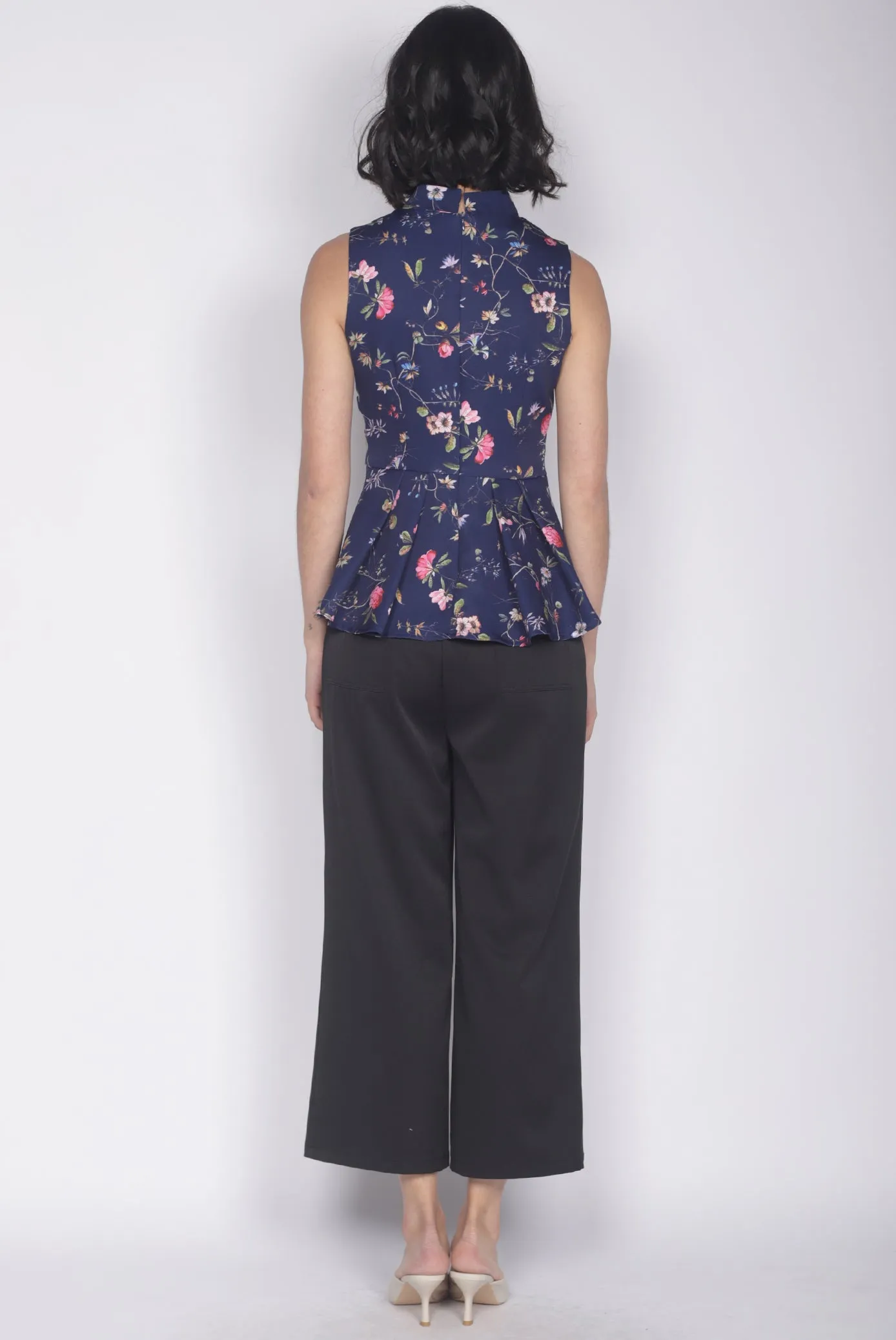 Haldis Removable Oriental Collar Top In Navy Blue
