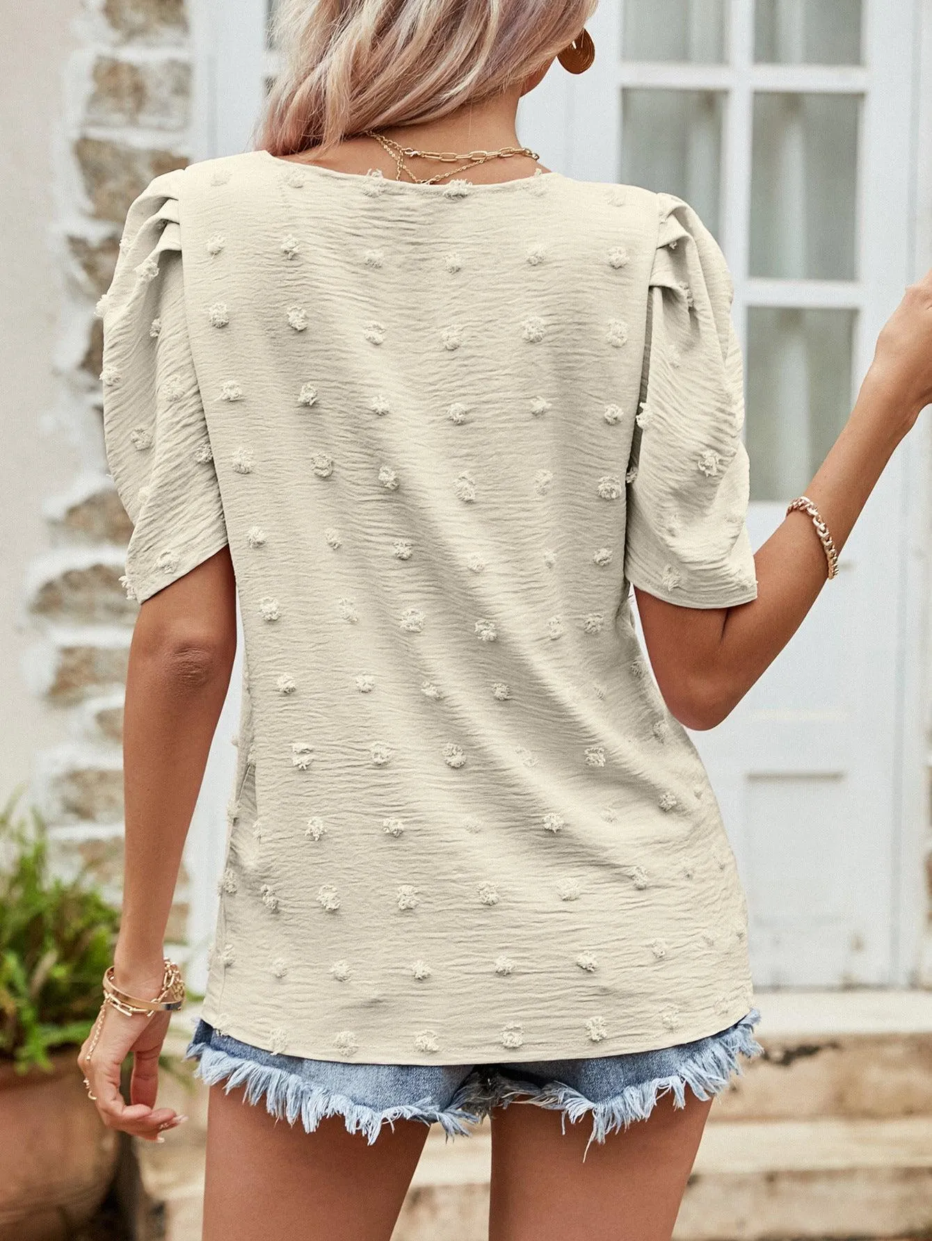 Hazel Blues® | Swiss Dot Short Puff Sleeve Top