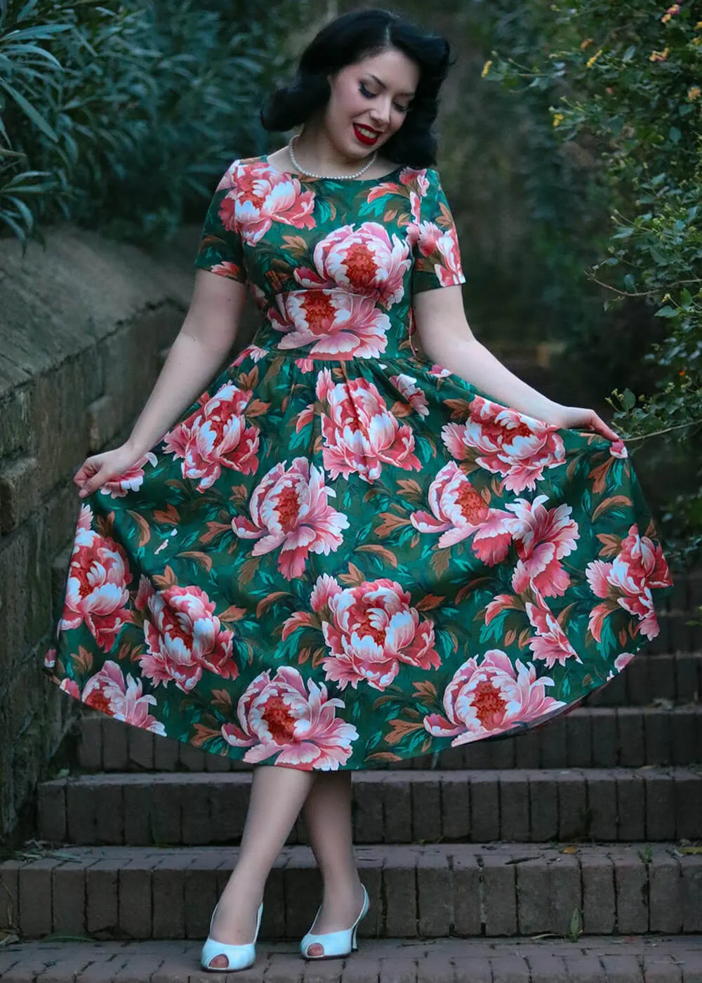 Hearts & Roses Norah Floral 50's Swing Dress Green
