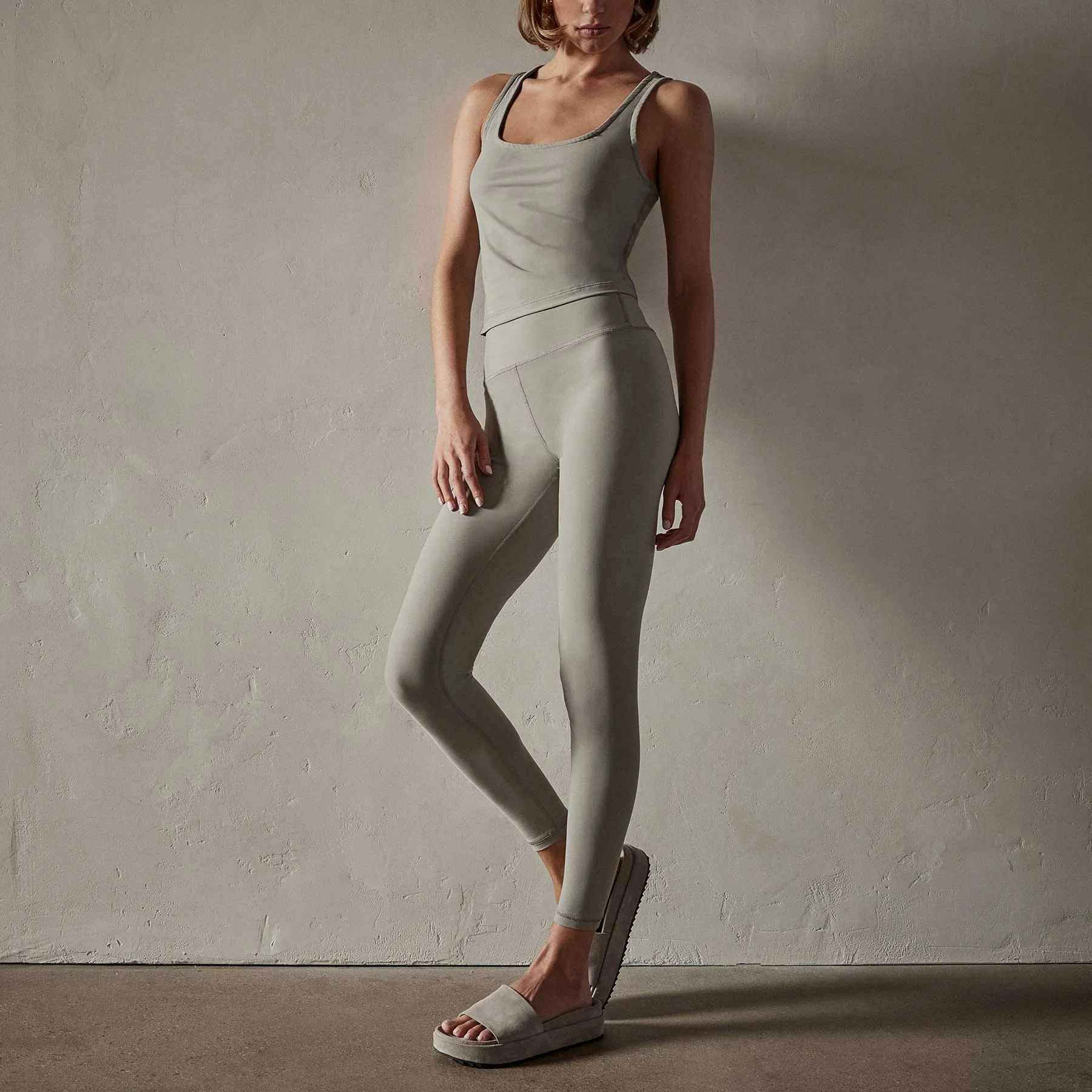High Rise Yoga Legging - Olympic Grey