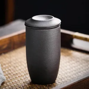 Japanese Style Stoneware Filter Tea Cup With Lid 225Ml (Brown)