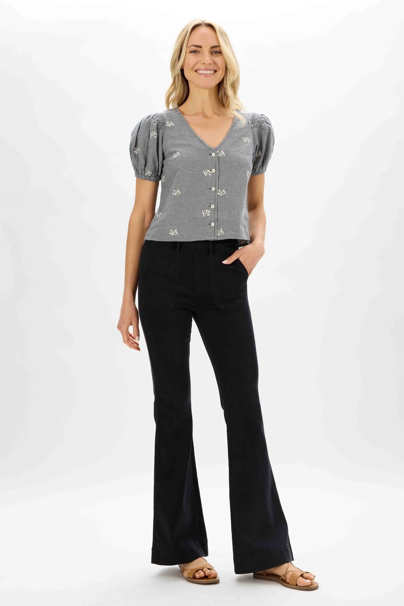 Judy Blue | Black Pull On Flares