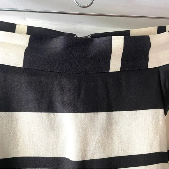 Kate Spade New York 100% Silk Stripe Full Skirt Black White Size 10