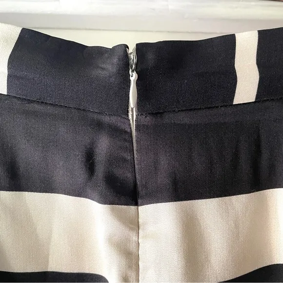 Kate Spade New York 100% Silk Stripe Full Skirt Black White Size 10