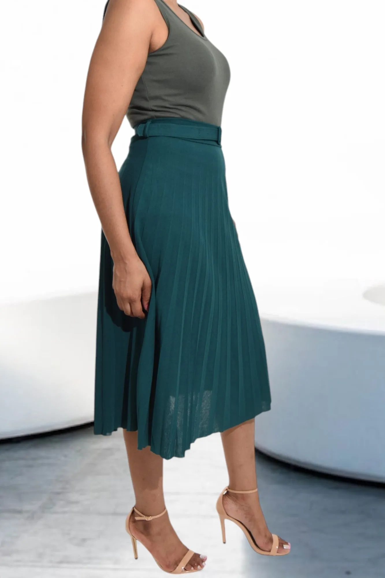 Ladies Green Pleated Skirt