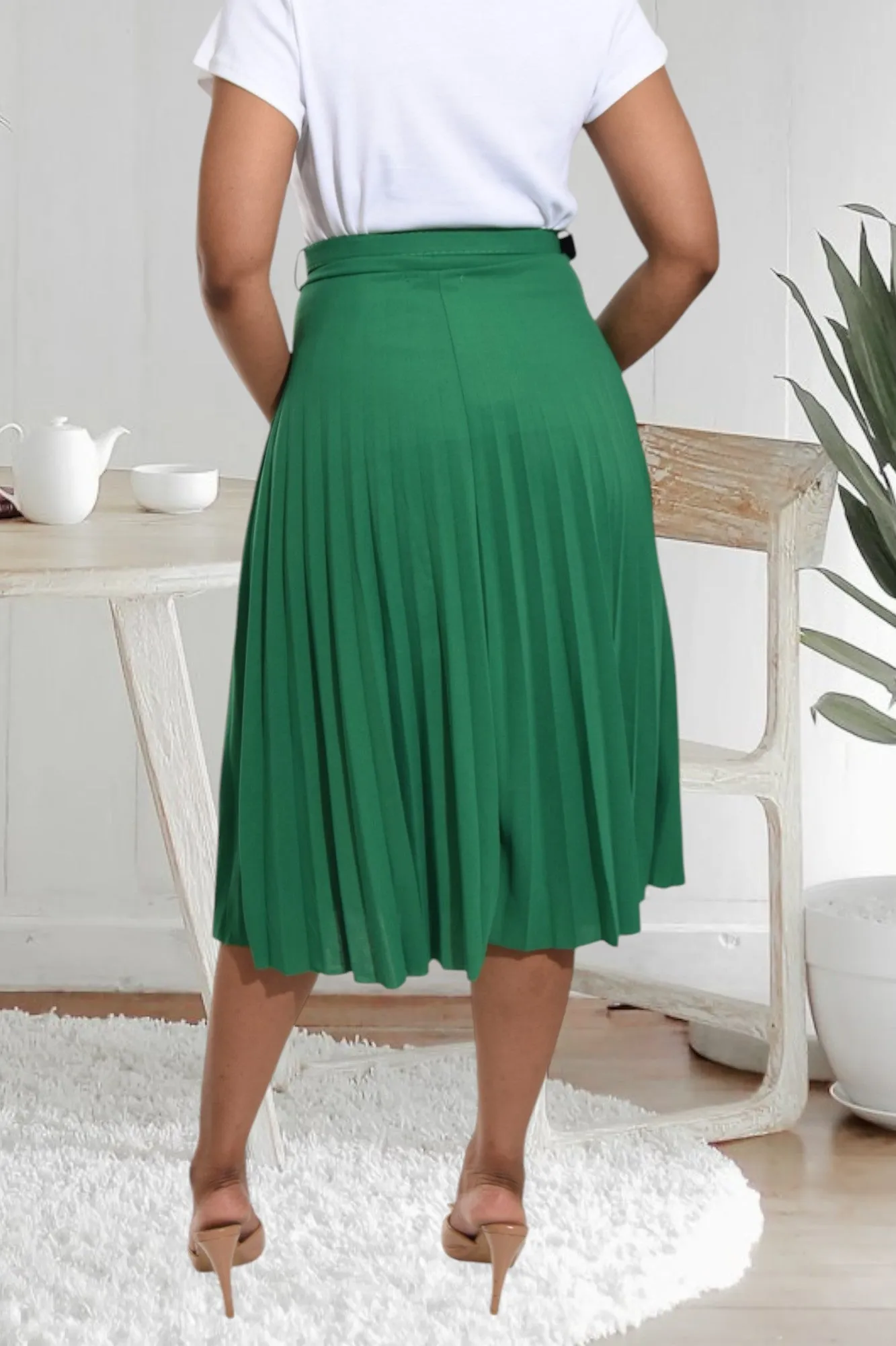 Ladies Light Green Pleated Skirt