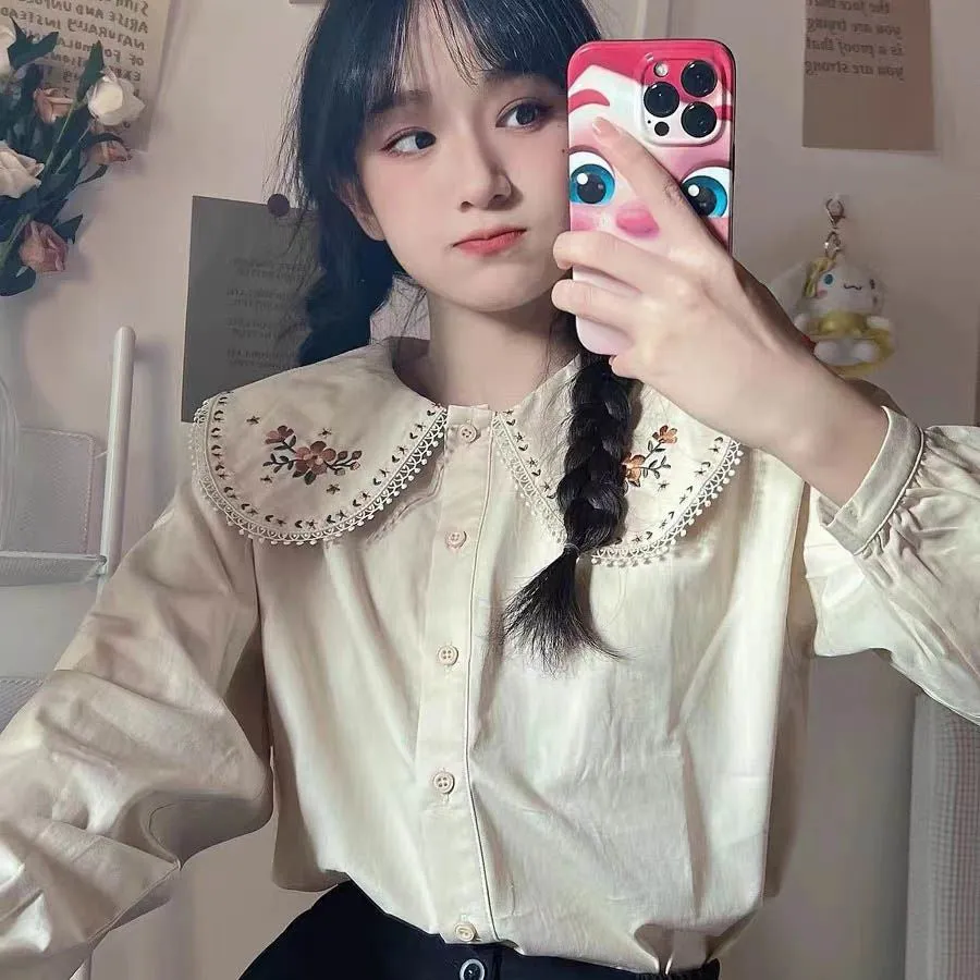 Long Sleeve Cute Peter Pan Collar Flower Blouse Shirt