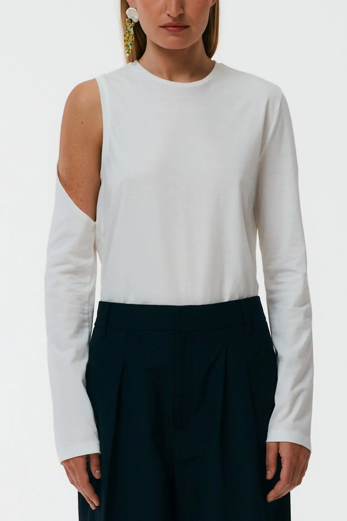 Long Sleeve Cutout T-Shirt in White