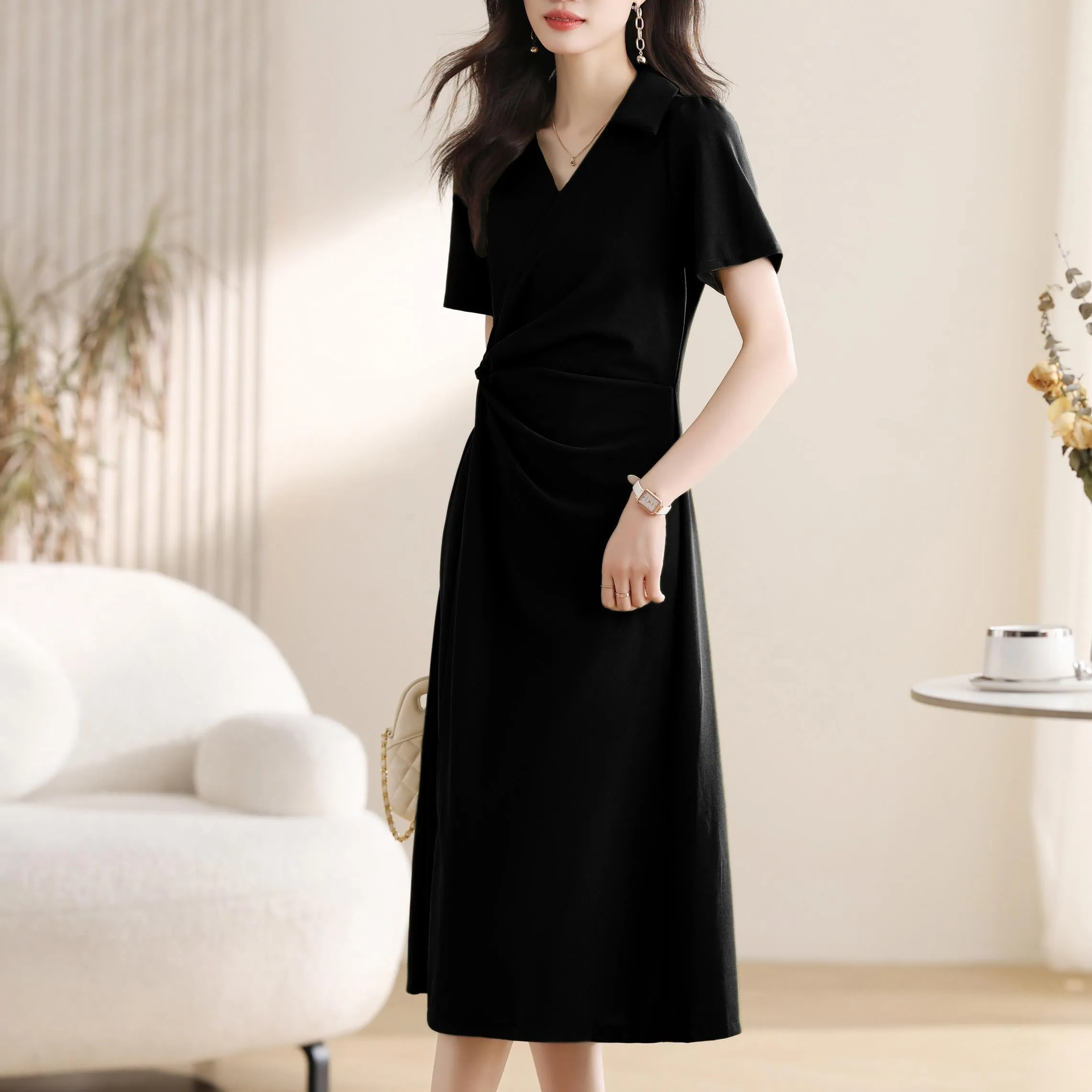 Loose-Fit A-Line Dress for a Flattering Silhouette