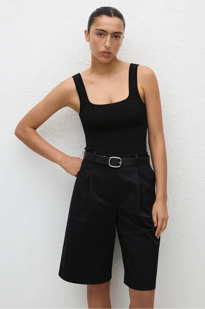 Matteau Long Chino Short - Black