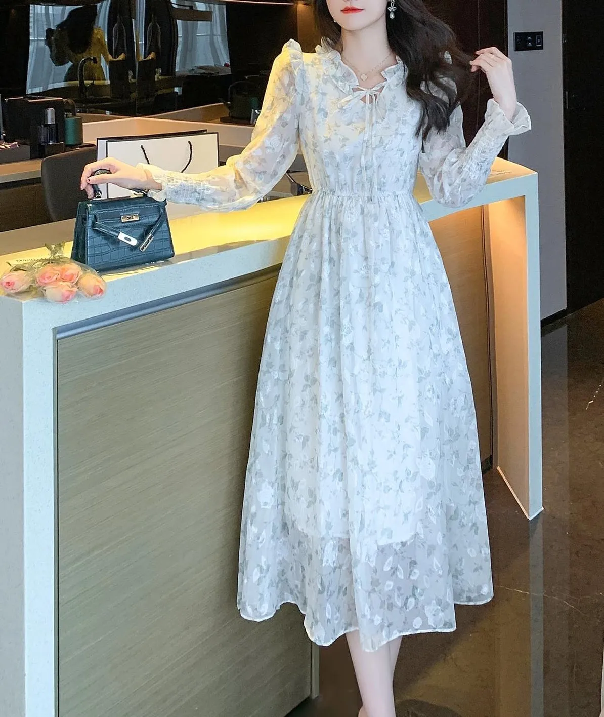 Mid-Length Mesh Dress in Elegant Floral Design for Women