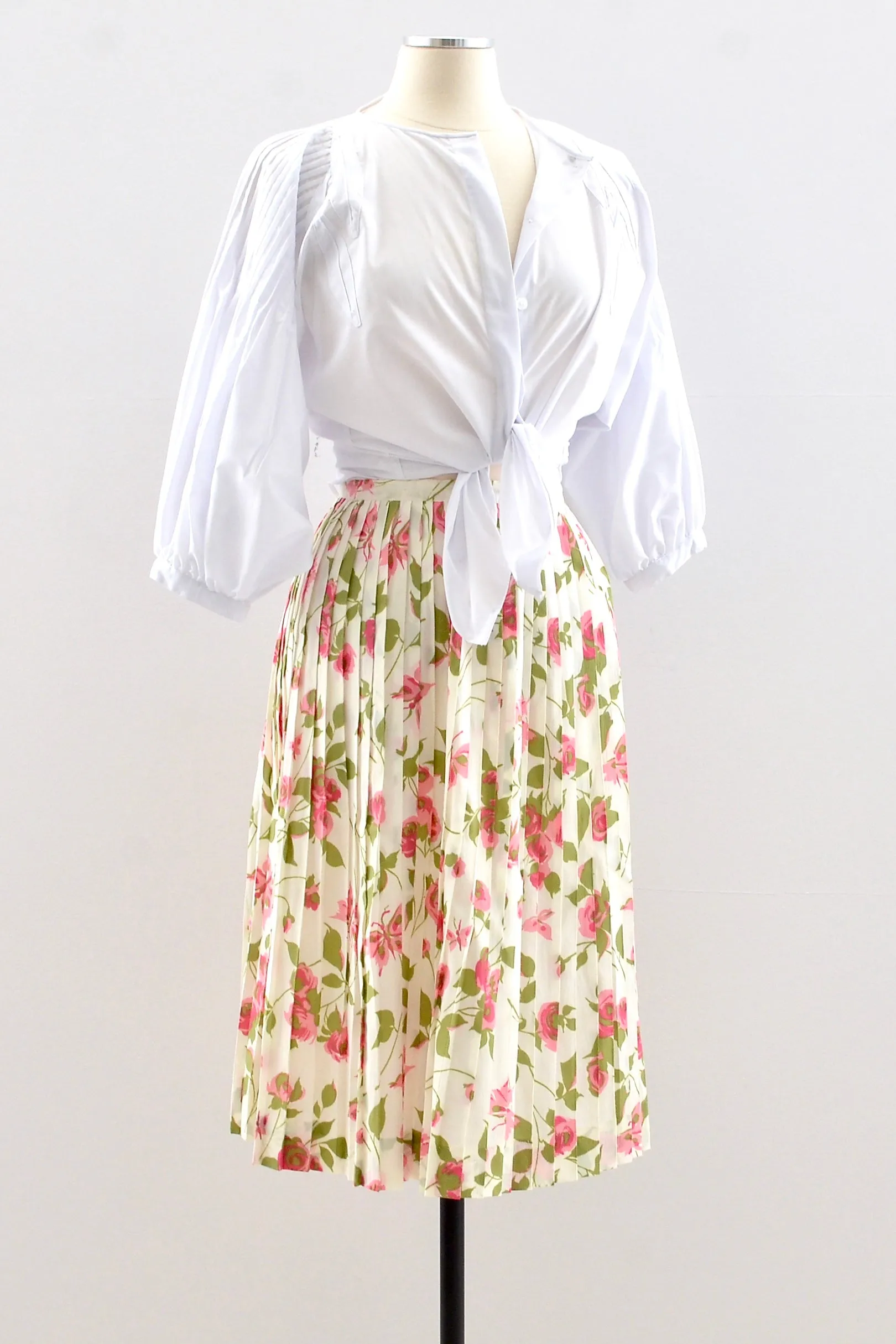 Novelty Rose Print Skirt / S M