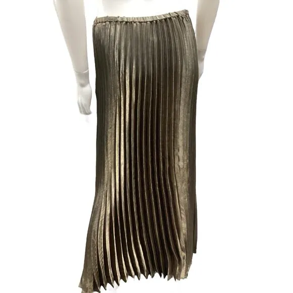 NWT Vintage Impressions Skirt Women’s SZM Long Pleated Lightweight Gold Metallic