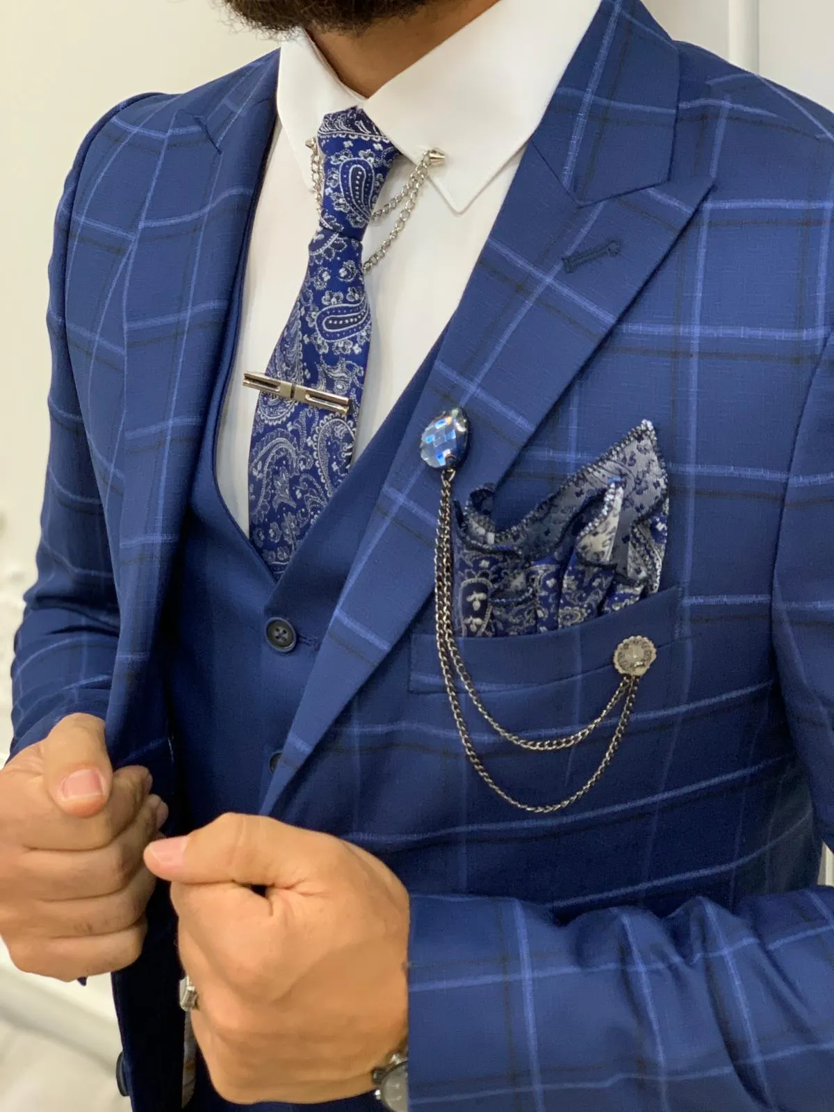 Olympia Indigo Slim Fit Peak Lapel Plaid Suit - A Versatile Choice for Modern Men