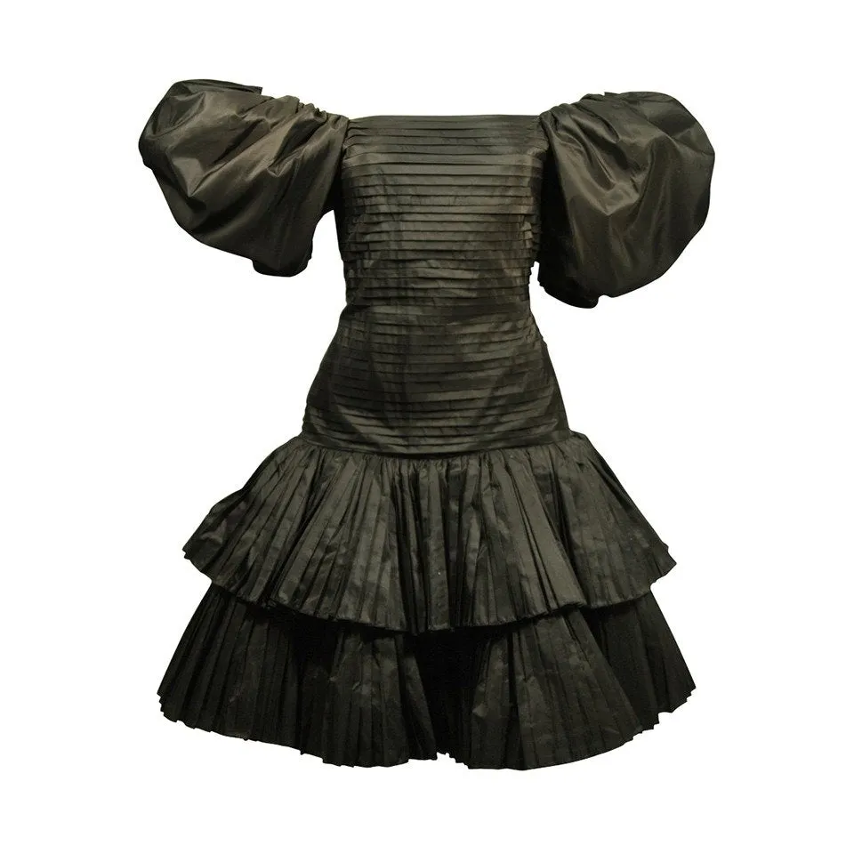 OSCAR DE LA RENTA Black Pleated and Puff Sleeve Cocktail Dress