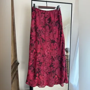 Pierre Cardin Red Burgundy Wine Floral Skirt Waist Band Vintage Midi