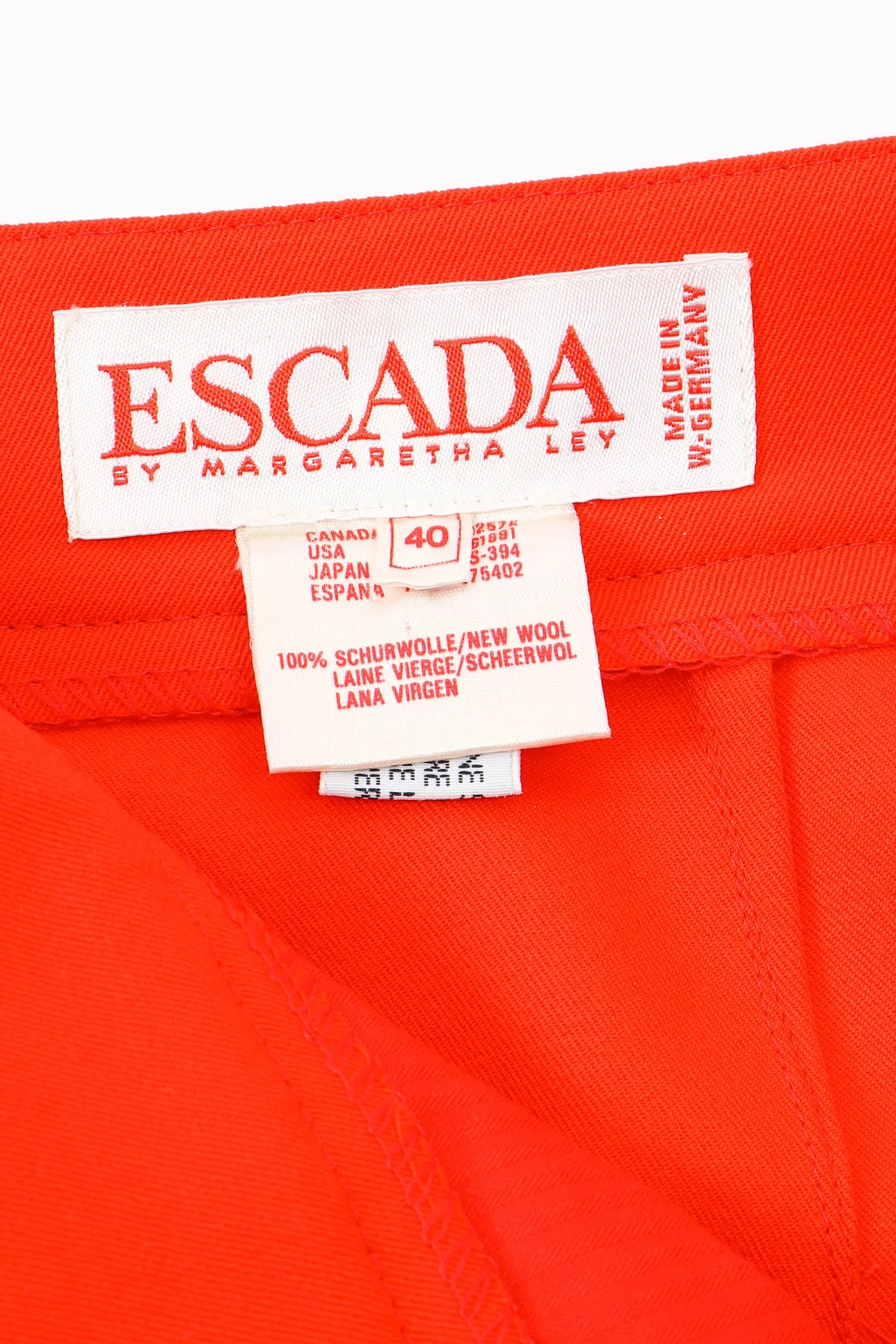 Pleated Back Button Pant