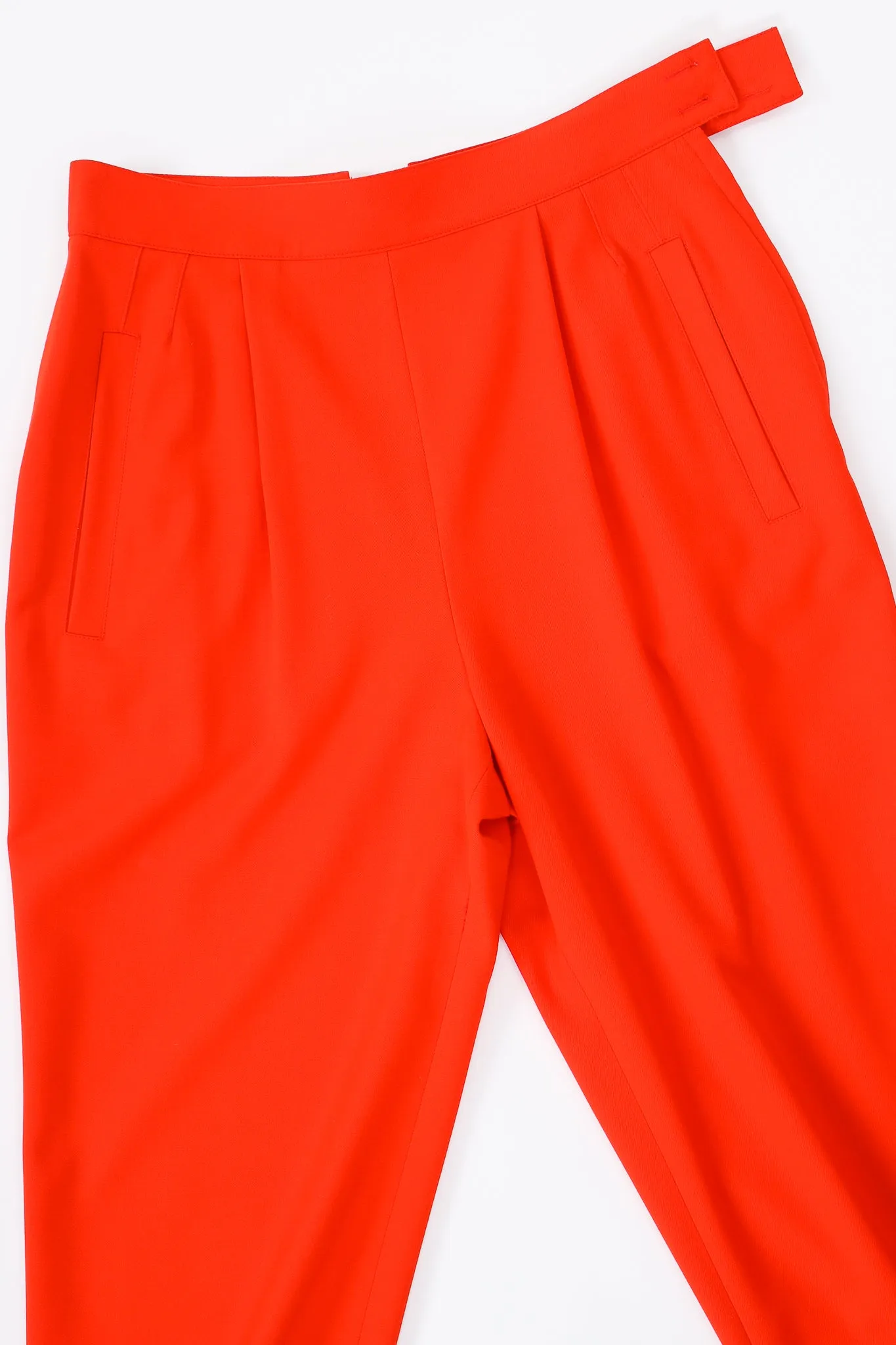 Pleated Back Button Pant