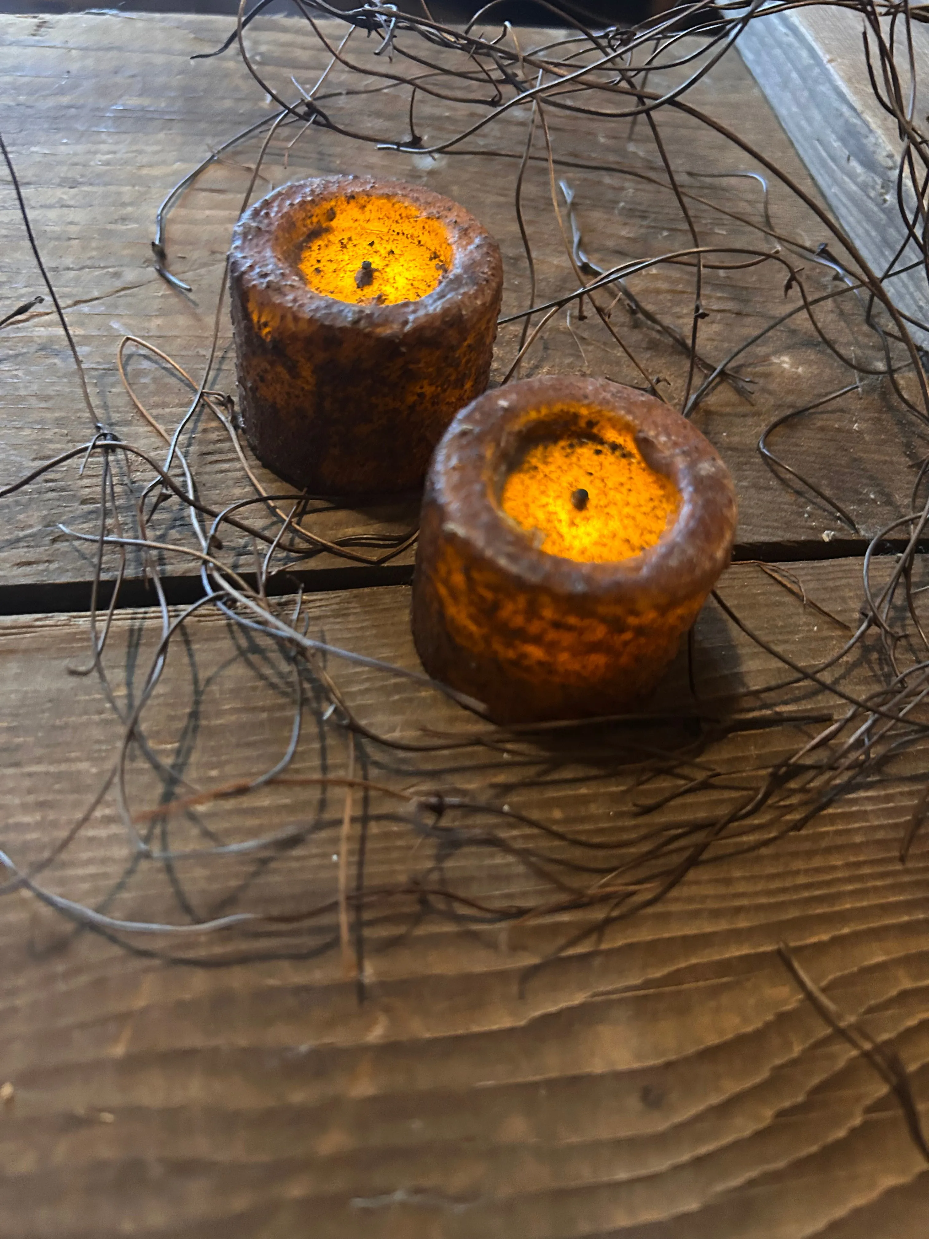 Prim Grungy Tea Lights